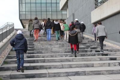 Port of Bilbao opens its doors to schoolchildren.