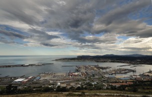 Algunas terminales del puerto de Bilbao