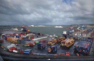 Terminal de contenedores del puerto