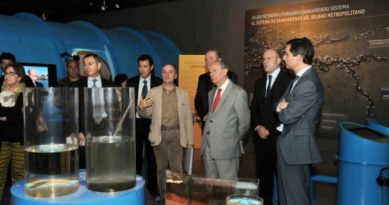 Bilbao Maritime Museum holds an exhibition on the 35 years of the Integrated Cleanup Plan