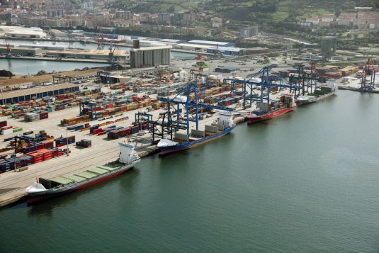 Terminal de contenedores Terminal de contenedores