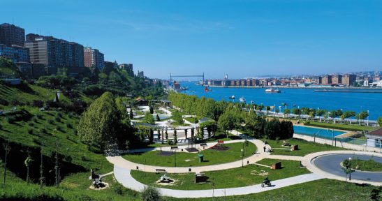 Port Authority of Bilbao hands over lands to Santurtzi, Sestao and Getxo free