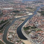 Sign of the agreement for the development of Zorrotzaurre