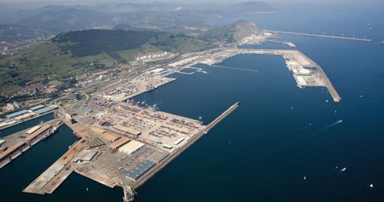 El puerto de Bilbao, protagonista del acto organizado por el Colegio de Ingenieros de Caminos, Canales y Puertos de Euskadi