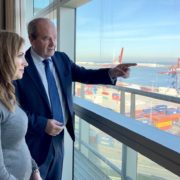 Visita de la consejera de trabajo al Puerto de Bilbao