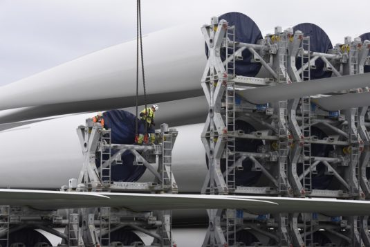 Blades for wind turbines Blades for wind turbines