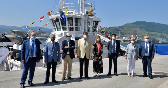Bautismo, bendición y puesta en servicio del nuevo remolcador propulsado a gas y gasoil del Puerto de Bilbao