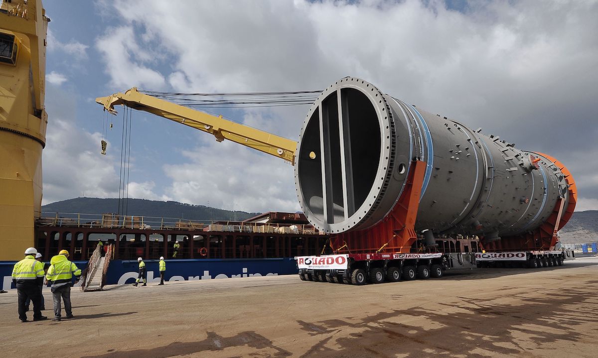 Project cargo in the port of Bilbao Project cargo in the port of Bilbao