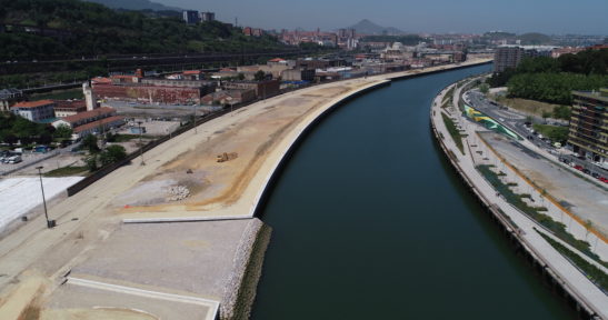 Concluyen las obras de relleno  de la Margen izquierda del Canal de Deusto