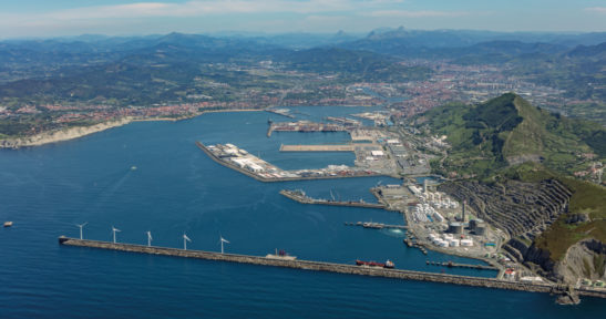 El tráfico del Puerto de Bilbao comienza a recuperarse en junio con un incremento del 15%