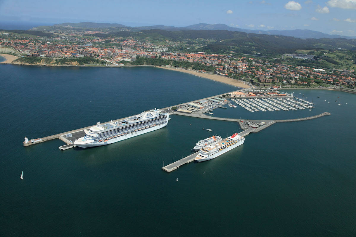Port of Bilbao cruise terminal Port of Bilbao cruise terminal