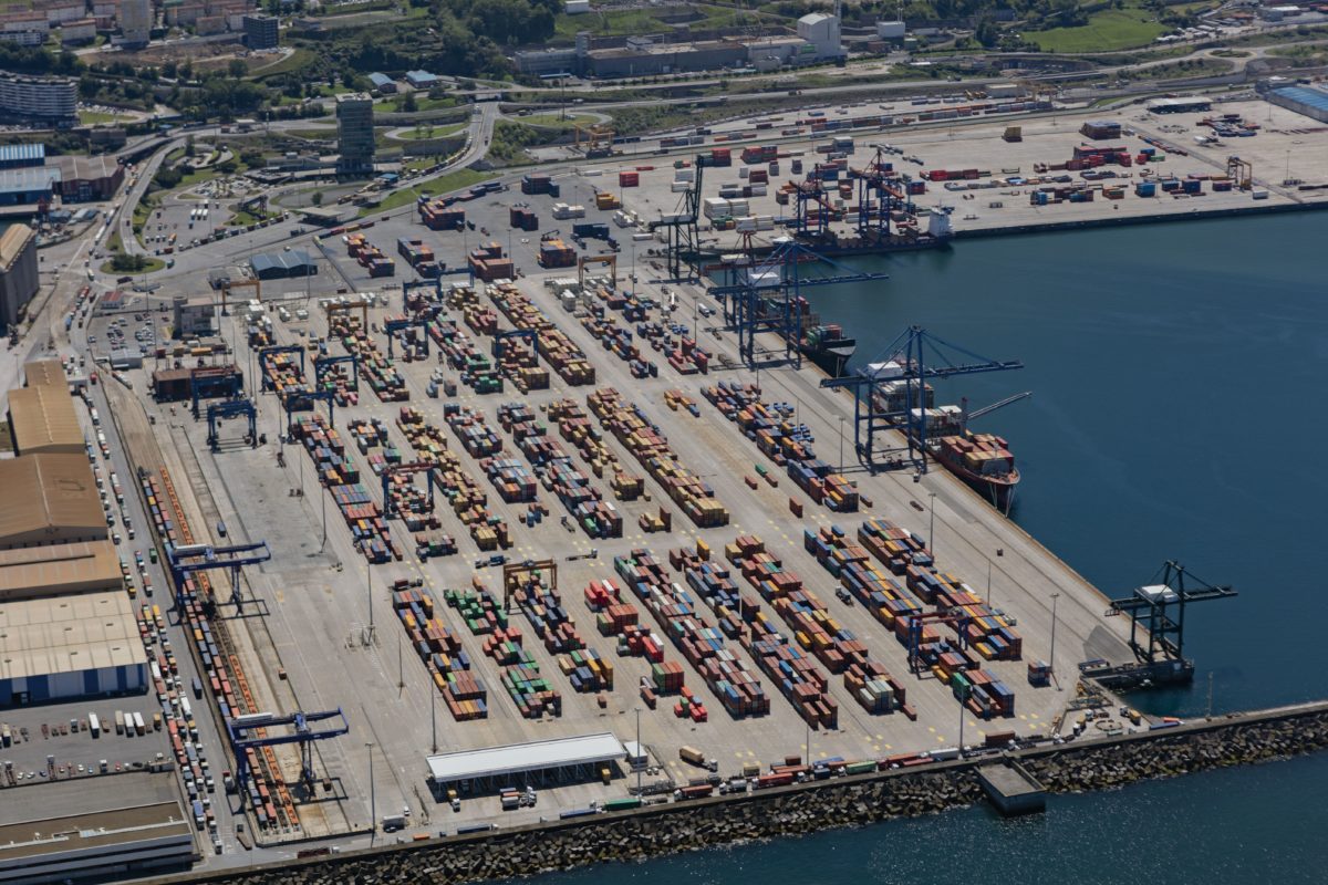 Port of Bilbao container terminal Port of Bilbao container terminal