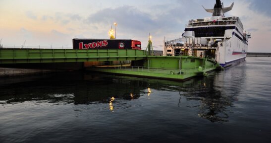 Mitmak 450 pertsona baino gehiago ebakuatzeko simulazio birtuala egingo du su hartu duen eta gobernurik ez duen ferry batean, itsasoko larrialdien koordinazioa eta eraginkortasuna probatzeko