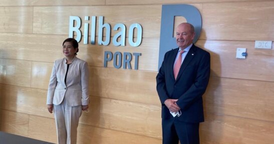 The Ambassador of Thailand visits the Port of Bilbao