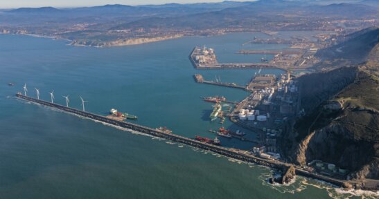 The most significant public and private investment in the Port of Bilbao will focus on creating new land, increasing sustainability and improving accessibility