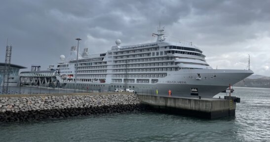 The cruise ship “SILVER MOON” spends two nights in the Port of Bilbao