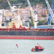 The Port of Bilbao hosts a drill of the Spanish Ministry of Transport, Mobility and Urban Agenda to improve coordination and efficiency in the event of possible marine pollution emergencies.