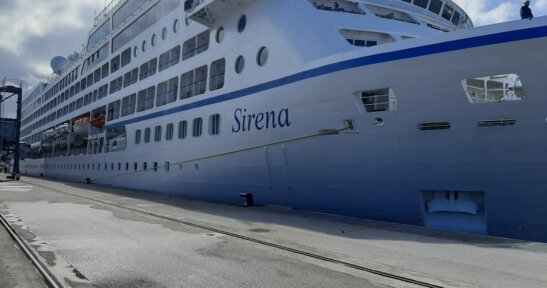 The Port of Bilbao hosts the first turnaround of the year in a month in which twenty cruise ships will call at the port.