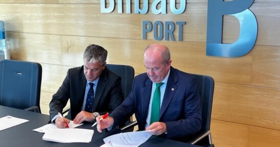 The Port Authority of Bilbao and the National Ports Administration of the Oriental Republic of Uruguay sign a memorandum of understanding to develop activities of common interest.
