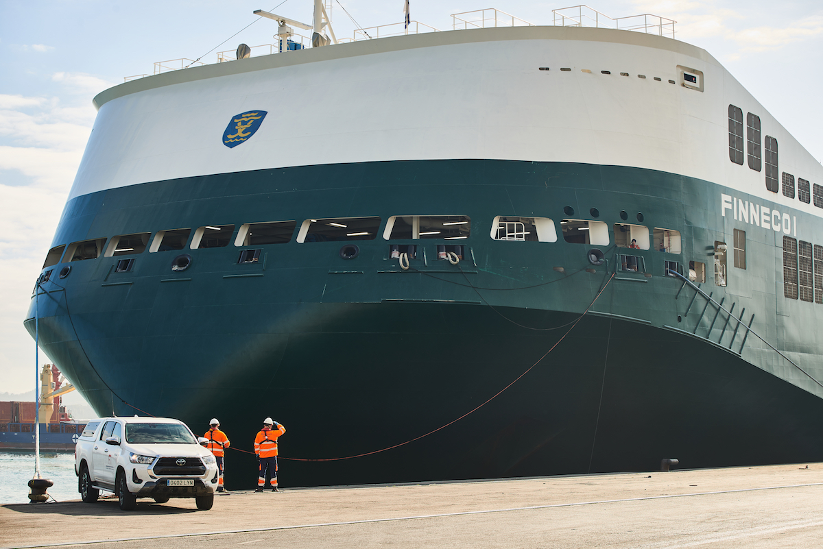 Cuadro playa del barco perdido para tapar el cuadro eléctrico