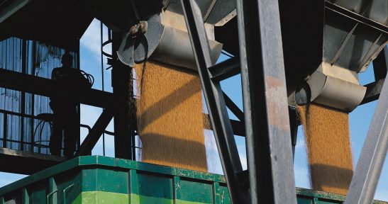 Representatives of the Port of Bilbao at the Duero International Grain Exchange in Valladolid to promote port services for trade in bulk agri-livestock, agro-energy and foodstuffs