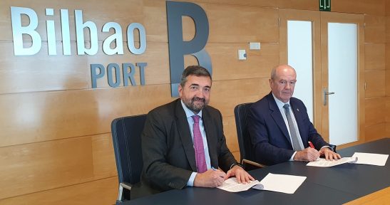 The Provincial Council of Bizkaia and the Port Authority of Bilbao sign a protocol agreement to use surplus materials from the contruction of a tunnel under the river in the works to extend the Port