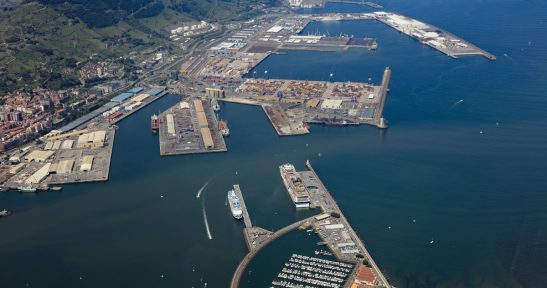 The Council of Ministers approves the electrification of the docks of the port of Bilbao for onshore power supply to vessels for 55 million euros