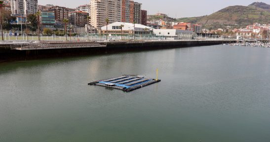 El Puerto de Bilbao acoge el piloto de una innovadora solución de solar flotante